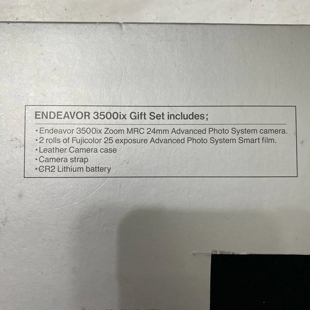 FUJIFILM ENDEAVOR 3500ix Zoom Camera gift set, Fotonex 3500ix zoom NWT.